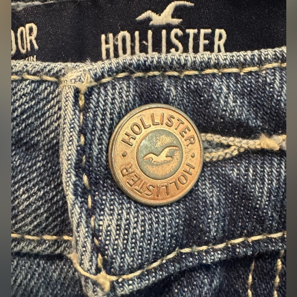 Hollister High Rise Crop Slim Straight Jeans Women’s Size 00 - Picture 3 of 7